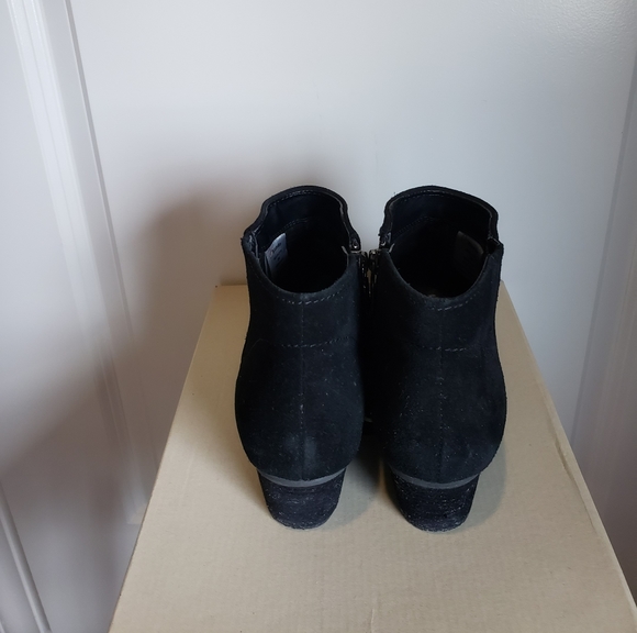 Blondo Black Bootie - Picture 4 of 5